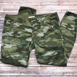 Army camo straight leg pants